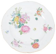 A Chinese famille rose porcelain plate, Qianlong period