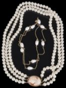 A cultured baroque river pearl chain necklace