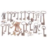 An assorted collection of 18th-20th century keys