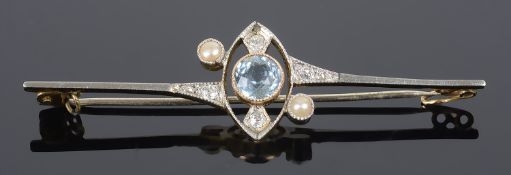 An Art Deco aquamarine and diamond set bar brooch