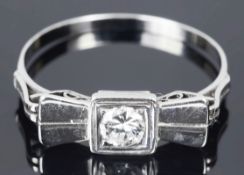 A delicate Art Deco diamond set 'bow' ring