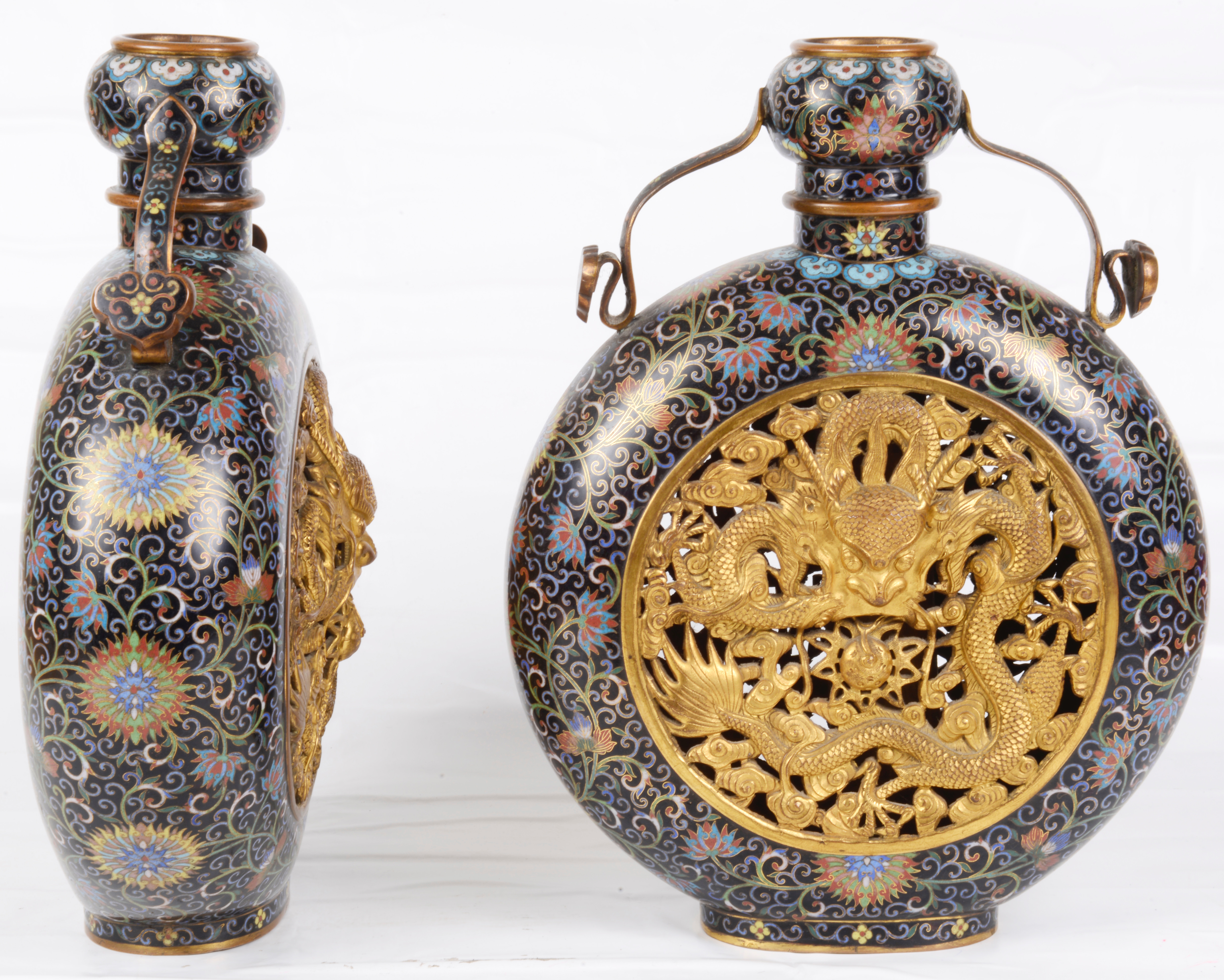 A large pair of fine Chinese late Quainlong 18th century pierced cloisonné moon flasks - Image 2 of 20