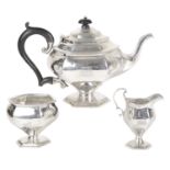 An Edwardian three piece silver tea service, Birm. 1901 by Elkington & Co. Ltd