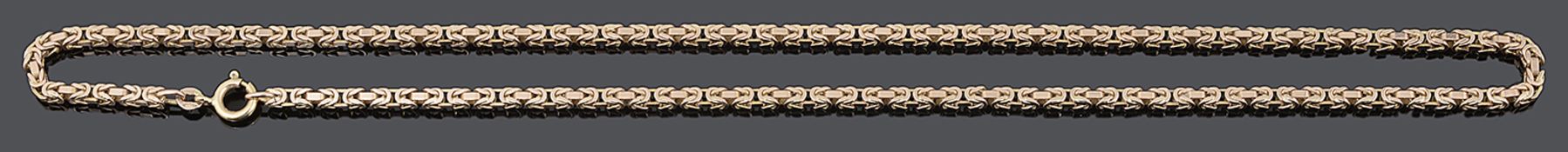 A contemporary Continental 9ct rose gold fancy square section link chain necklace