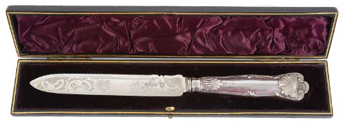 An Edward VII silver bladed cake knife