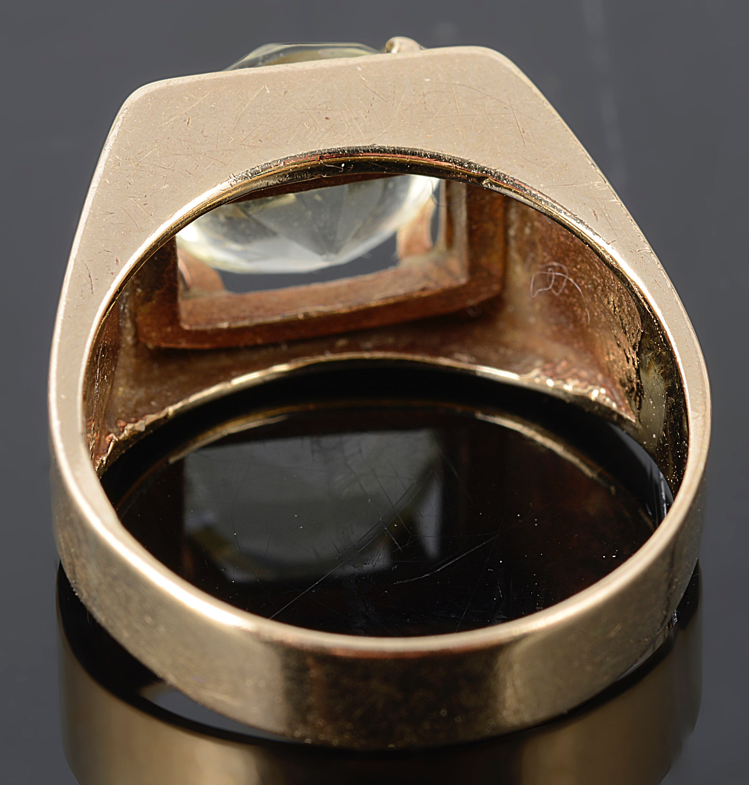 A mid twentieth Century gold and citrine set dress ring - Image 2 of 2