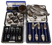 A collection of mostly early 20th century silver (Qty)