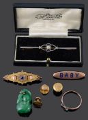 An Art Deco diamond set brooch and a small collection of items (Qty)