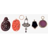 An attractive Victorian Bohemian garnet set locket back pendant