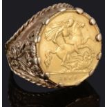 An Edward VII gold half sovereign ring