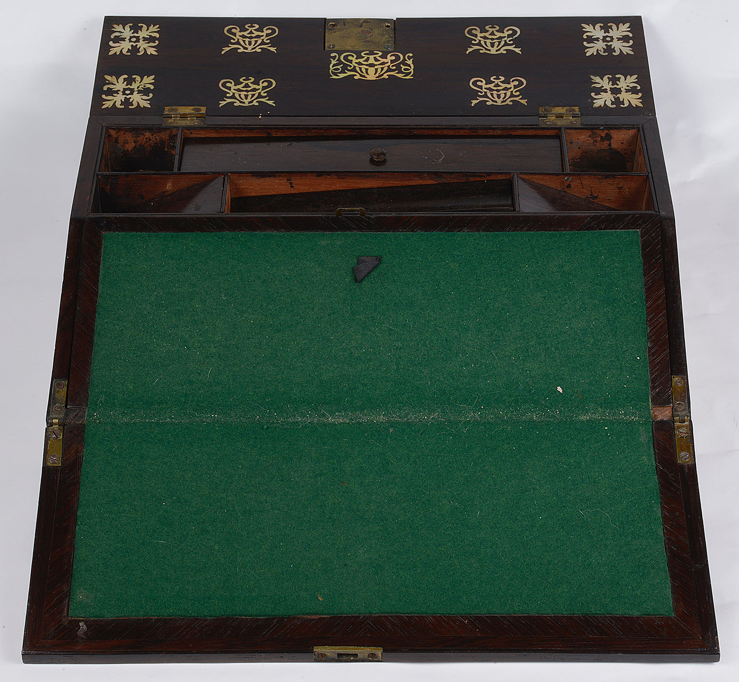 An early Victorian rosewood and mother of pearl inlaid lap desk - Image 2 of 2