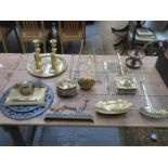 MIXED LOT OF BRASS WARE AND CAST DOG FORM DOORSTOP, ETC.