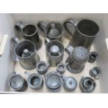 MIXED LOT OF VARIOUS PEWTER WARE