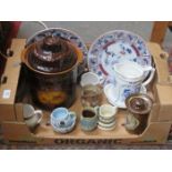 MIXED LOT OF SUNDRY CERAMICS