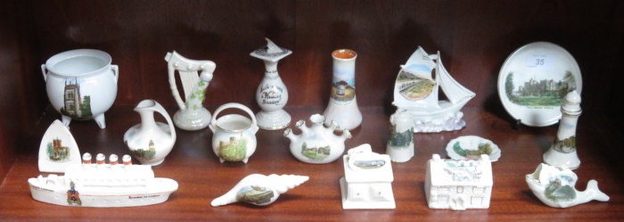 PARCEL OF VARIOUS CRESTED CHINA INCLUDING CARLTON, ETC.