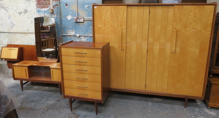 CONTINENTAL STYLE RETRO FOUR DOOR VENEERED WARDROBE WITH MATCHING SIX DRAWER CHEST,