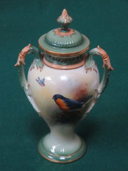 ROYAL WORCESTER HAND PAINTED AND GLIDED TWO HANDLED VASE WITH COVER, E. BATHER.