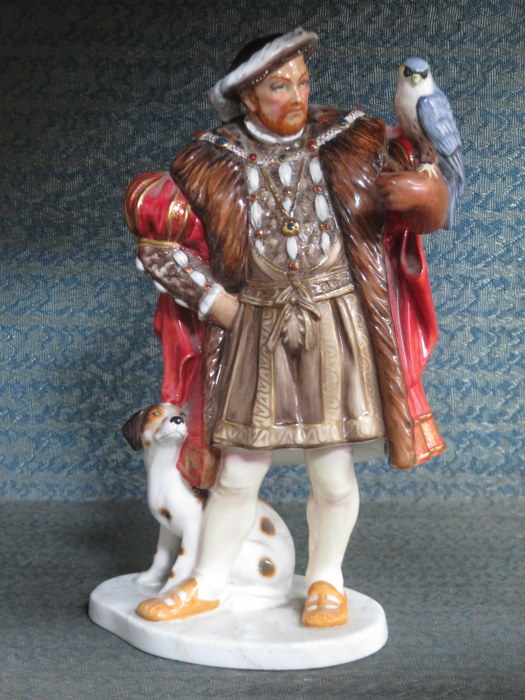 ROYAL DOULTON LIMITED EDITION GLAZED CERAMIC FIGURE- HENRY VIII,