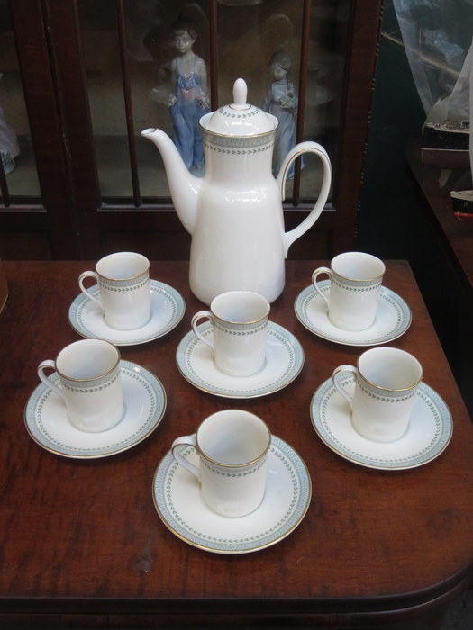 ROYAL DOULTON BERKSHIRE COFFEE SET