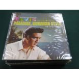 PARCEL OF TWENTY-FIVE ELVIS VINYLS INCLUDING PARADISE HAWAIIAN STYLE, PINK PRESSING, ELVIS ON STAGE,