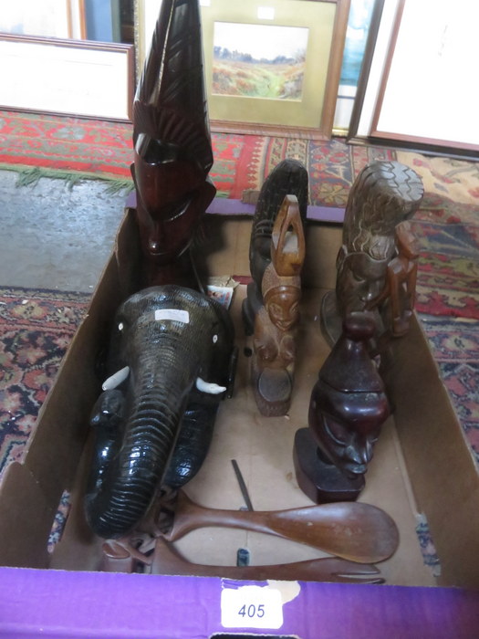 MIXED LOT OF VARIOUS TRIBAL STYLE CARVINGS INCLUDING BUSTS AND FIGURES, ETC.