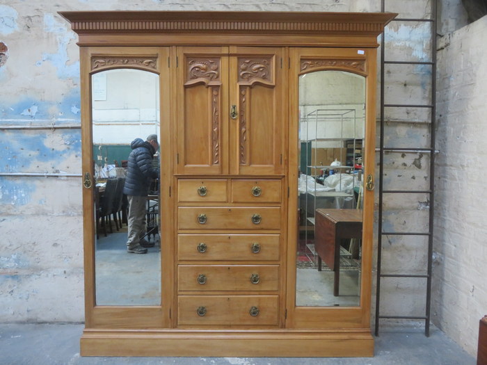 CARVED FRONTED VICTORIAN STYLE COMBINATION WARDROBE