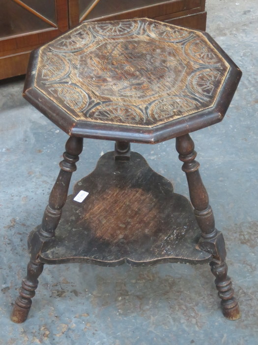 CARVED TOPPED OAK GYPSY STYLE OCCASIONAL TABLE