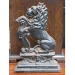 VICTORIAN CAST IRON LION FORM DOOR STOP,