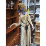 DECORATIVE SHOP MANNEQUIN,