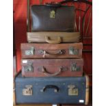 VARIOUS VINTAGE TRAVEL CASES AND GLADSTONE BAG