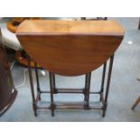 NINETEENTH CENTURY SMALL MAHOGANY SPIDER LEG TABLE