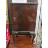 SINGLE DOOR MAHOGANY BEDSIDE CABINET