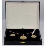 A 925 silver gilt stone set pendant and matching pair of earrings, L. 3.5cm.