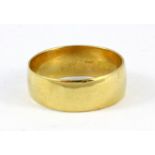 An 18ct yellow gold wedding band, (U).