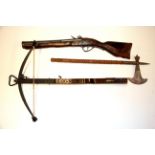 A replica blunderbus, crossbow and fighting axe, blunderbust L. 75cm.