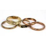 Five 9ct gold rings W. 8.1g.