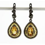 A pair of 925 silver gilt earrings set with pear cut citrines and cubic zirconia, L. 3.5cm.