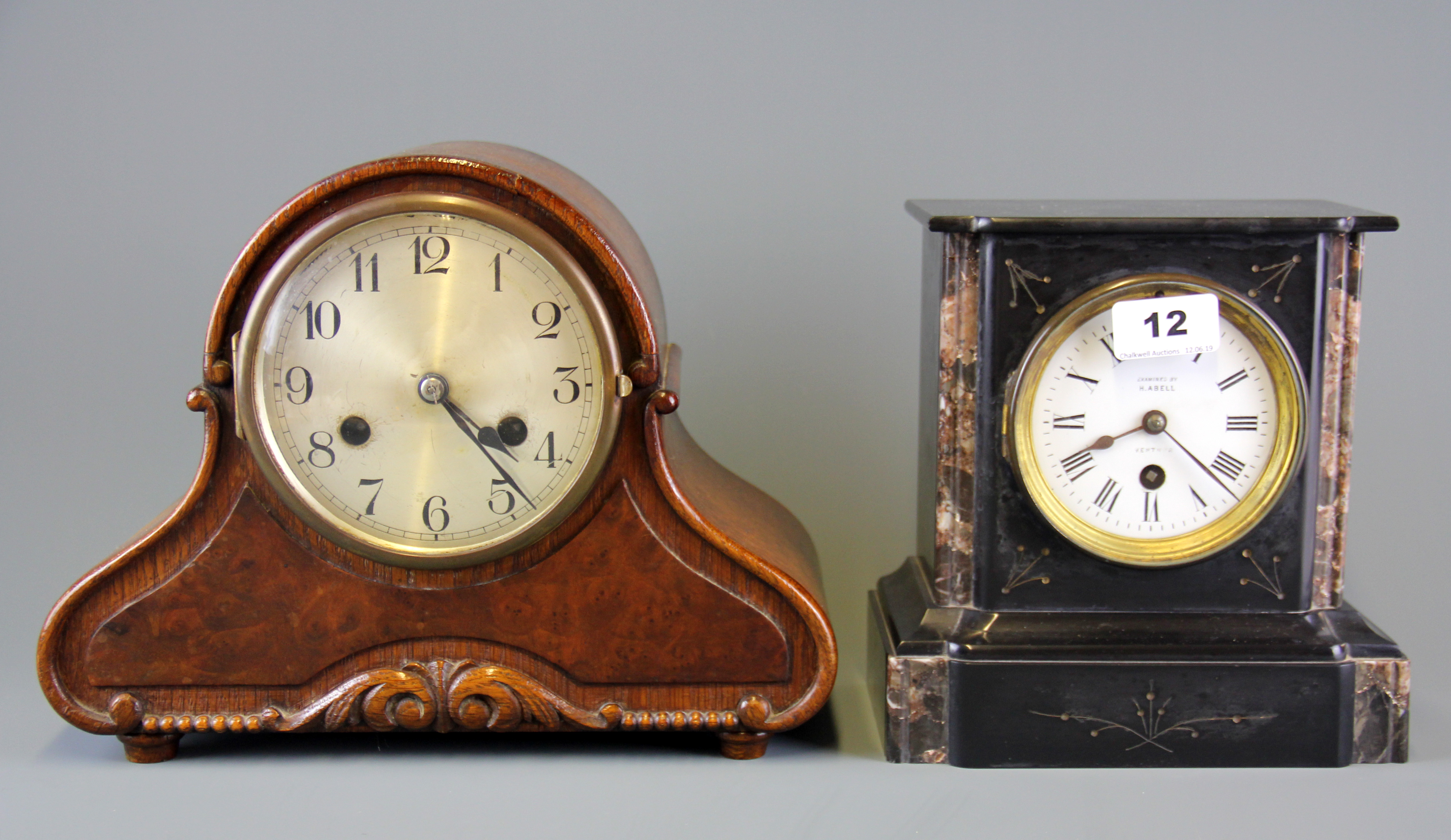 An oak mantle clock and a French slate mantle clock, oak H. 23cm.