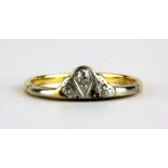 An antique 18ct yellow gold (stamped 18ct) diamond set ring, (M).