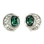 A pair of 925 silver earrings set with oval cut green topaz and cubic zirconia, L. 1.4cm.