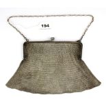 A 925 silver 1920's lady's chainmail bag, W. 18cm.