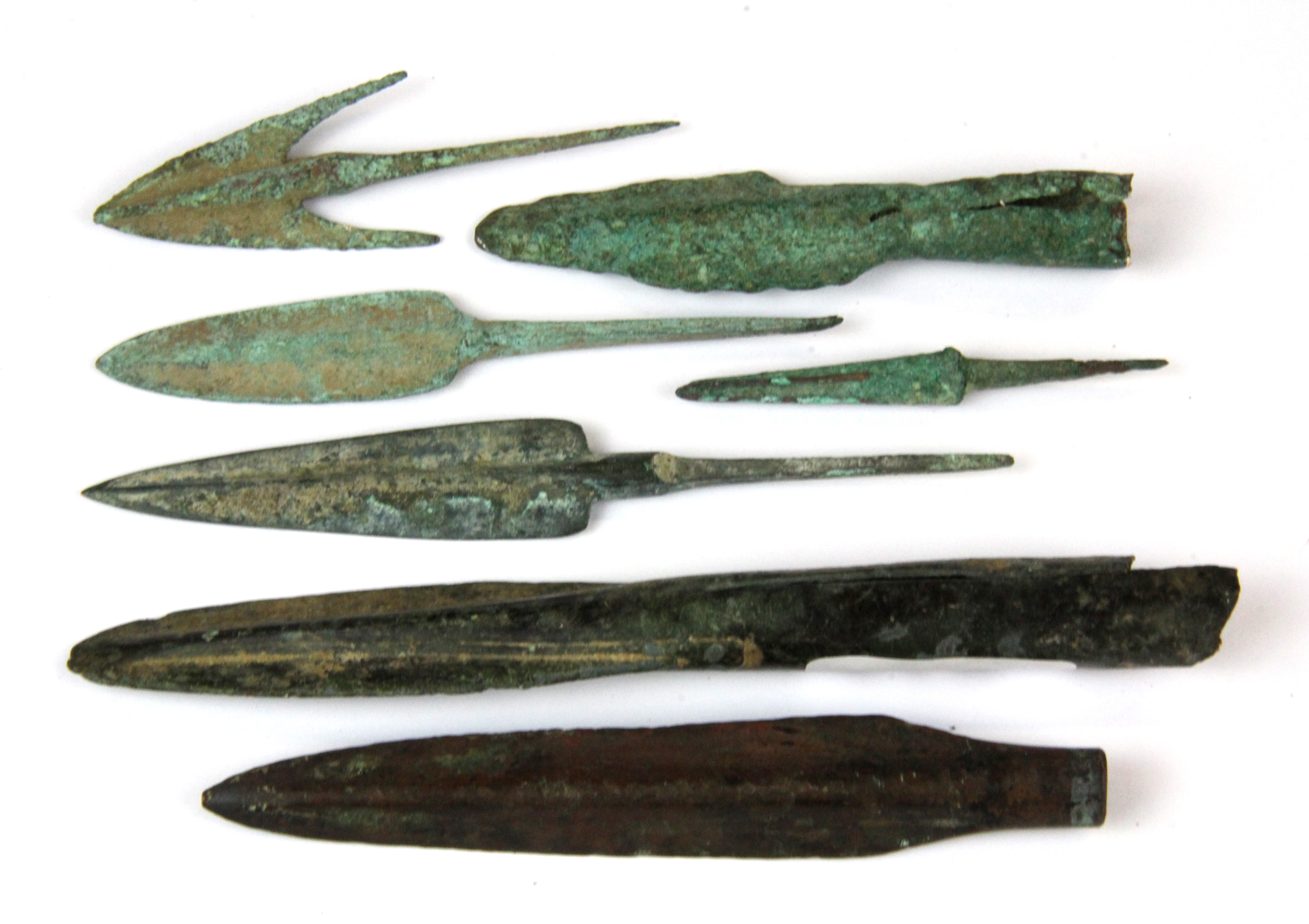 Antiquities Interest. A group of mixed early bronze arrow heads. Longest 16cm.