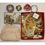 A box of costume jewellery.