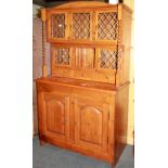 A vintage pine kitchen cabinet, size 102 x 185cm.