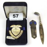 A Norwegian enamelled 830 silver bookmark with silver golf club and silver heart bookmarks.