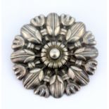 A Norwegian sterling silver David Andersen flower shaped brooch, (missing pin), Dia. 4cm.