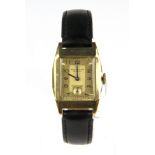 A gent's vintage 9ct gold wrist watch, size 2.5 x 3.5cm. Understood to be in working order.