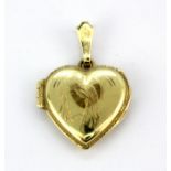 A 9ct yellow gold heart shaped locket pendant, L. 3cm.