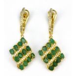 A pair of 925 silver gilt emerald and white stone set drop earrings, L. 4.5cm.