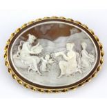 A 9ct yellow gold cameo brooch, L.5.5 x 4cm.